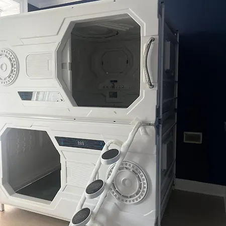 The Pod Capsule hotel Dublin